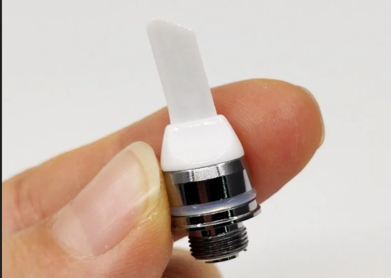 Ceramic Knife Tip for Slicing Wax