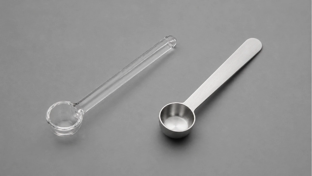 A narrow point and a small scoop perform different handling jobs