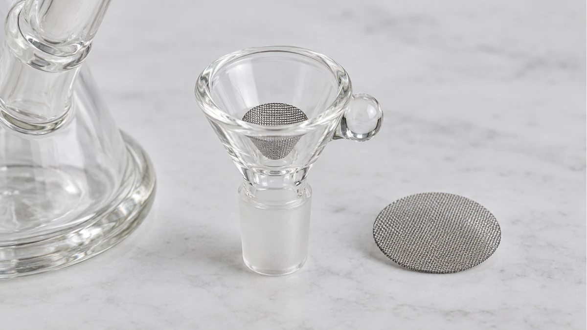 Glass Screens for Bongs: Fit the Bowl Without Blocking Airflow — hardware view 3